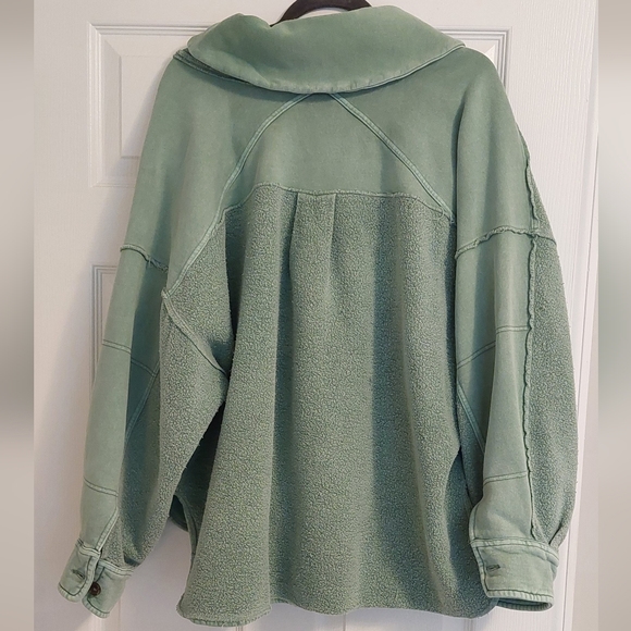 Jordan Shacket - Picture 3 of 3